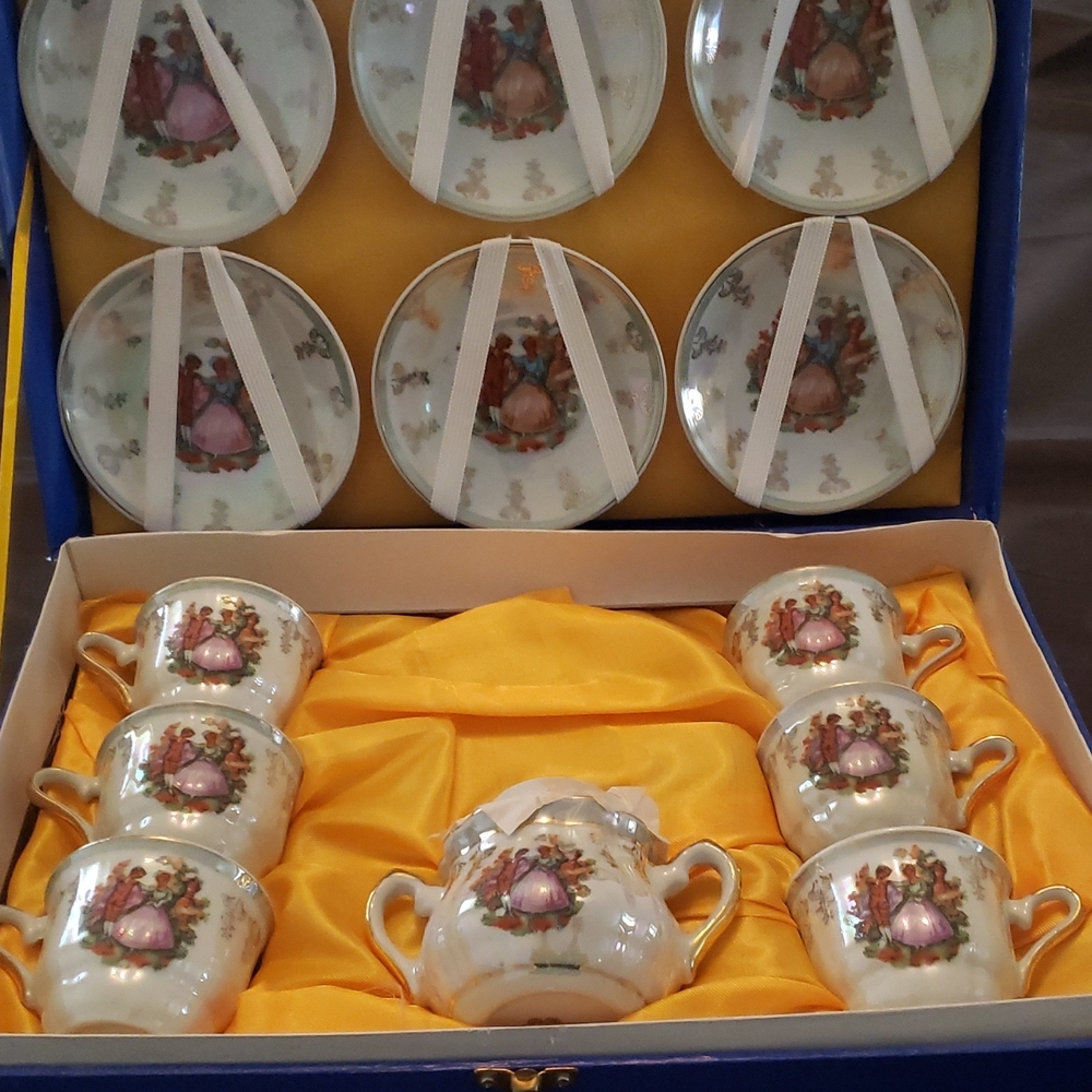 Elegant Porcelain Tea Set with Floral Design